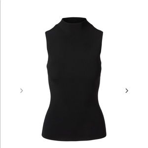 Chic Sleeveless turtle neck